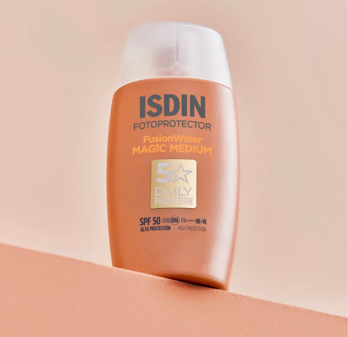 Fusion Water MAGIC Medium SPF 50 ISDIN